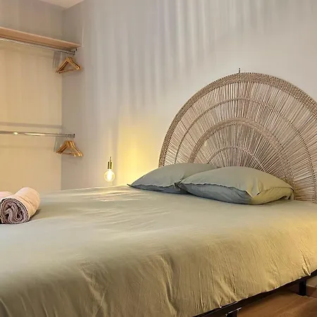 House For 8 With Garden & Terrace In Nyaraló Arcachon